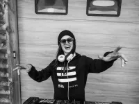 FIRE ON SNOW - DJ ENA FIRE ON SNOW - DJ ENA