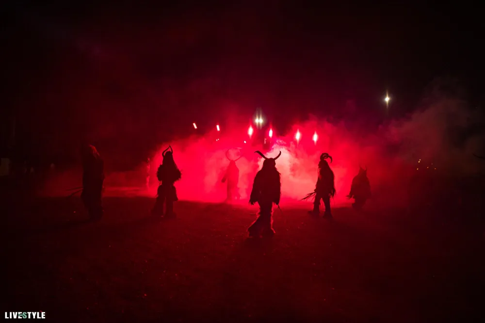 PART 1 - 8. KRAMPUS Schaulauf- Tartscher Bichl 