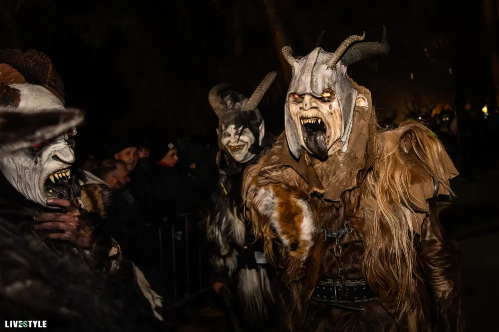 PART 1 - 8. KRAMPUS Schaulauf- Tartscher Bichl 